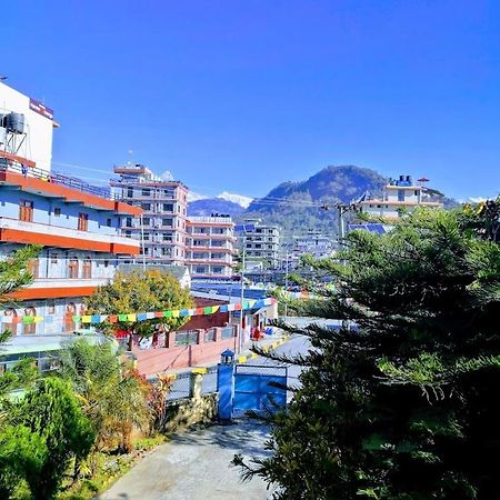 Hotel Deep Oasis Pokhara Exterior photo